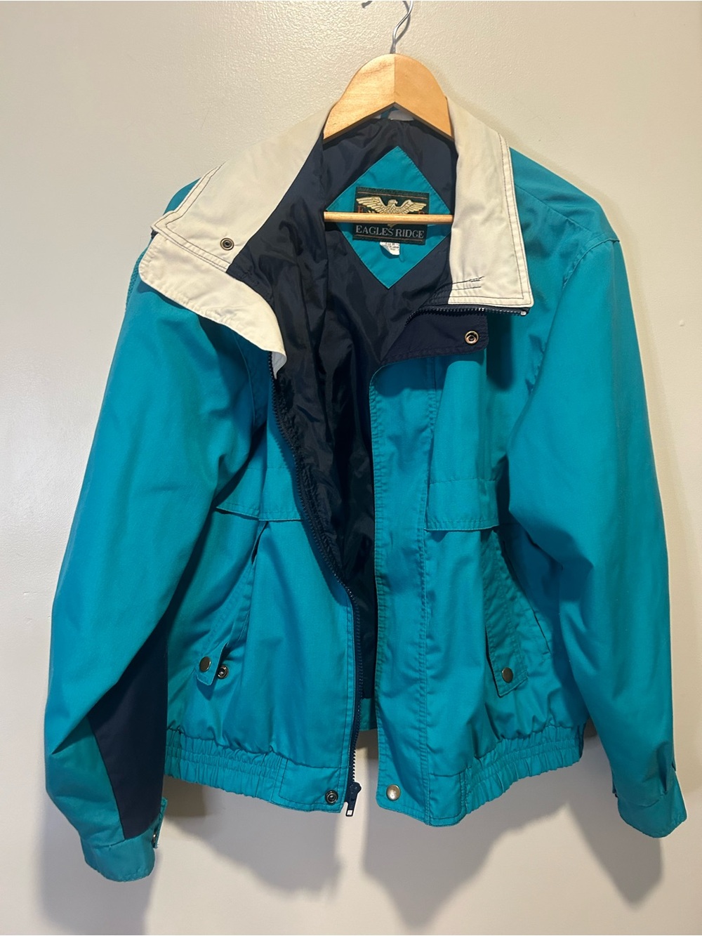 Vintage Eagles Ridge Teal Windbreaker Jacket with Cream Collar